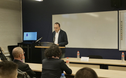 p1211998-copy_250x154_crop_478b24840a