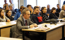 1588687-copy_250x154_crop_478b24840a