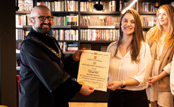 2511863_250x154_crop_478b24840a