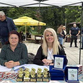 017_280x280_crop_478b24840a