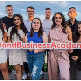 012_280x280_crop_478b24840a