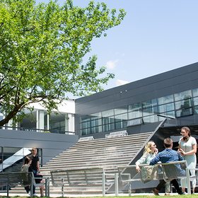 erasum-slide-4_280x280_crop_478b24840a