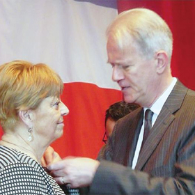 10-1_280x280_crop_478b24840a