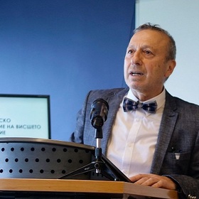 012_280x280_crop_478b24840a