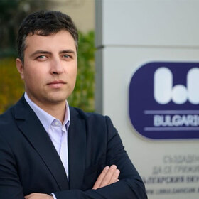 nikolai-marinov-progressive-bg_280x280_crop_478b24840a