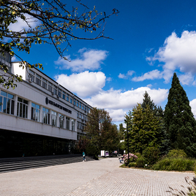 2633670-copy_280x280_crop_478b24840a