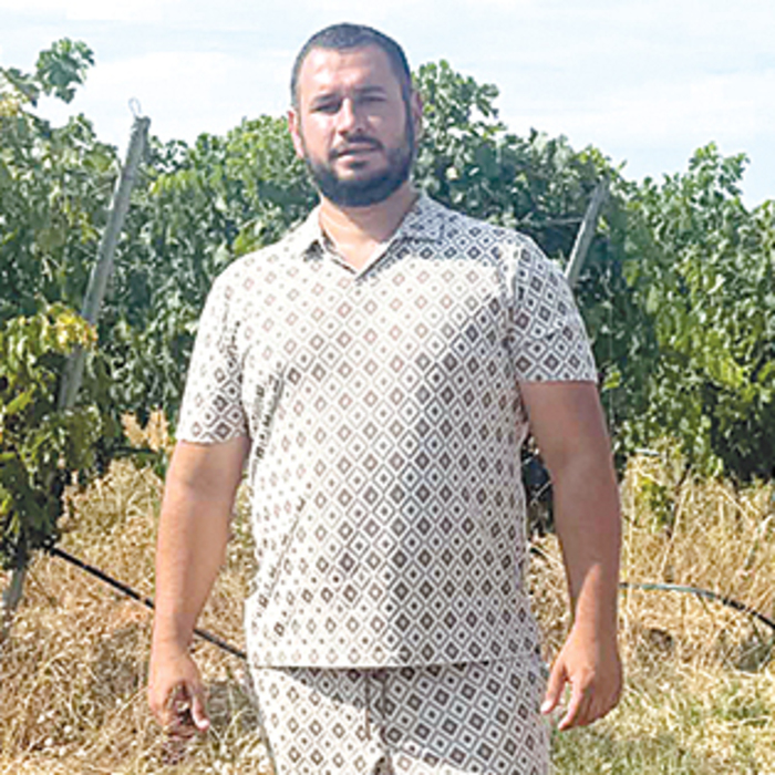 mihail-andreinski-agrovestnik-com_700x700_crop_478b24840a