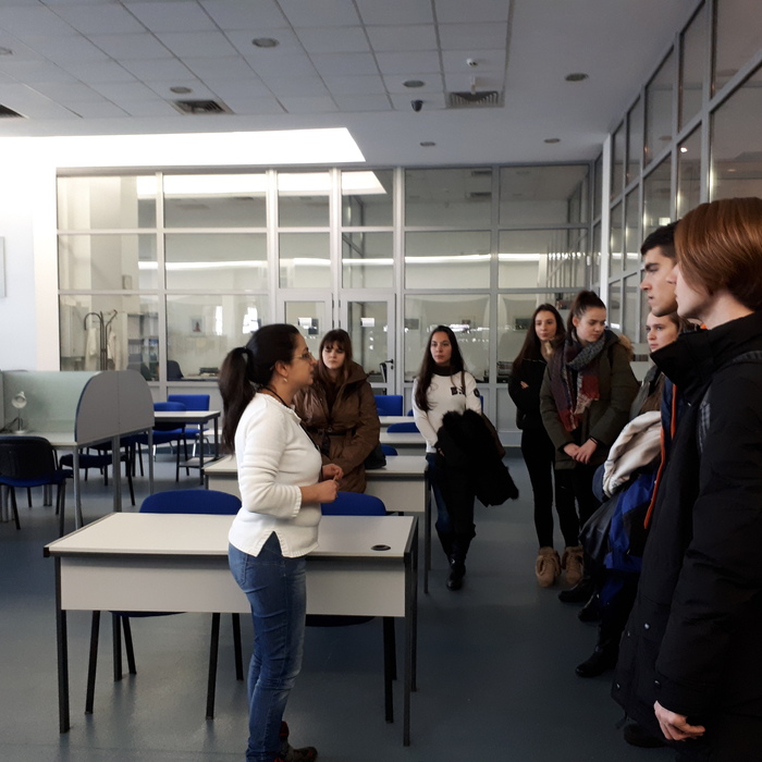 20171211-104627_700x700_crop_478b24840a