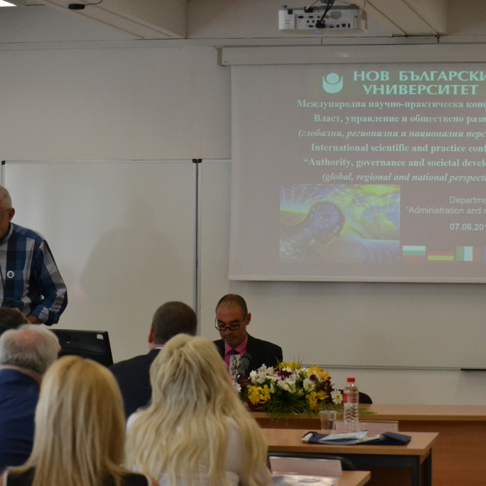 dsc-0087_700x700_crop_478b24840a