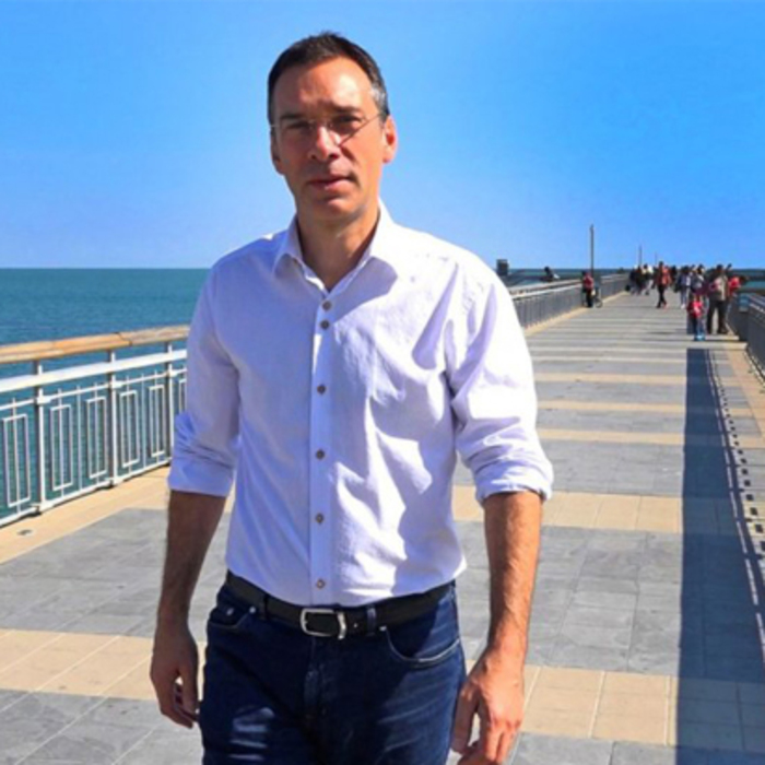 24_700x700_crop_478b24840a