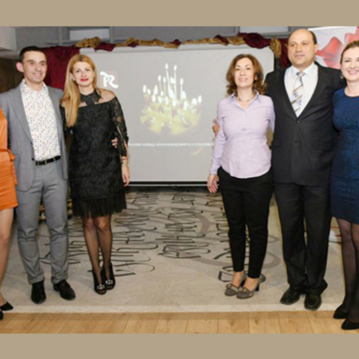 photo-16_700x700_crop_478b24840a