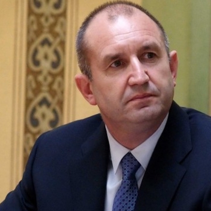 0000315142-article2_700x700_crop_478b24840a