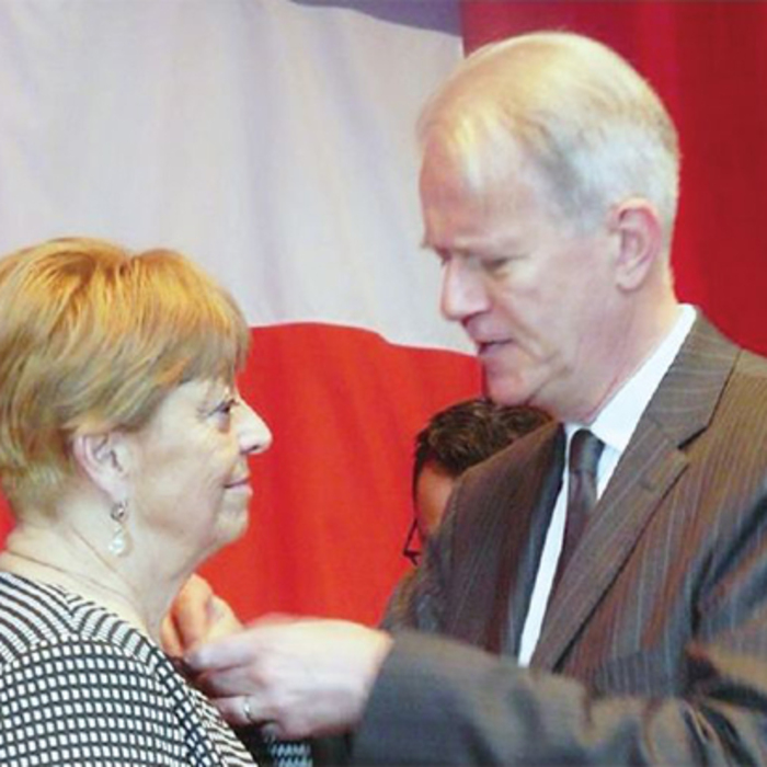 10-1_700x700_crop_478b24840a