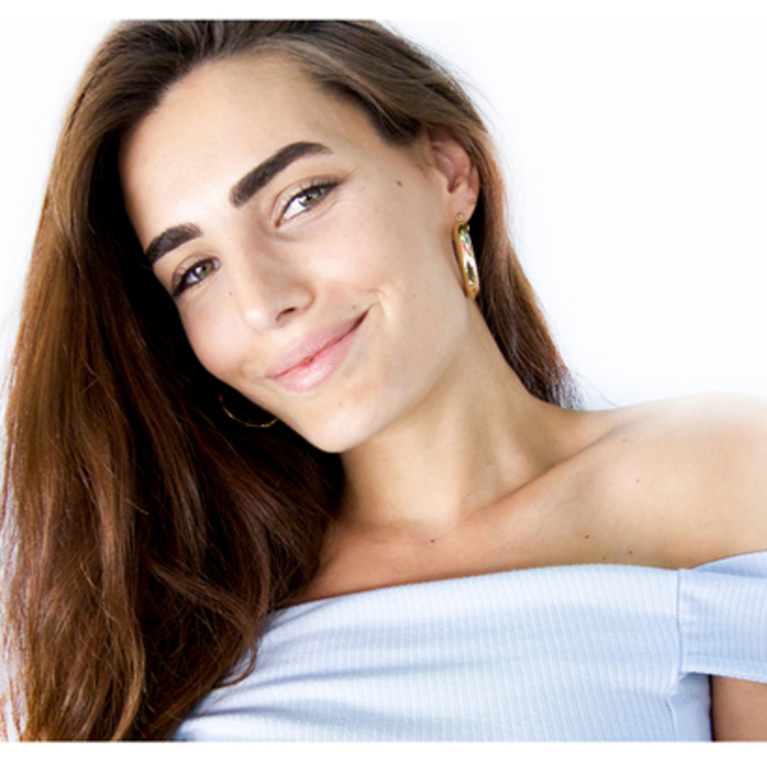 mihaela_700x700_crop_478b24840a