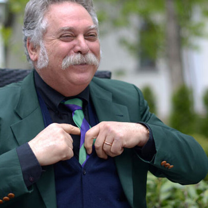 mauricio-fereri-v-dnevnik_700x700_crop_478b24840a