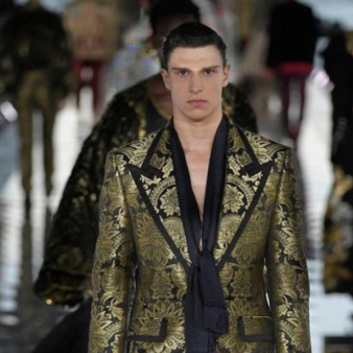 liudmil-dimitrov-model-highviewart-com_700x700_crop_478b24840a