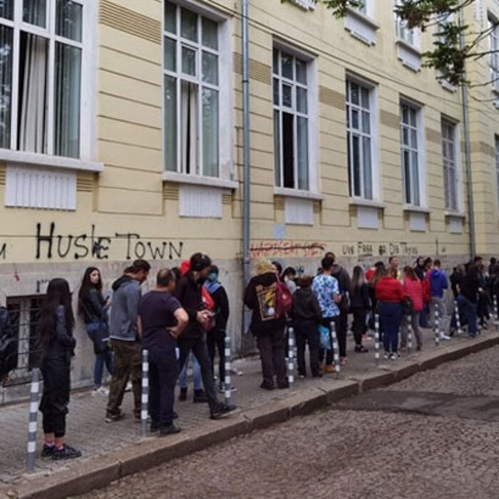 na-maturata_700x700_crop_478b24840a