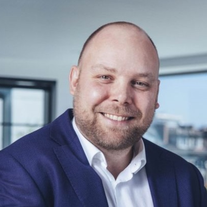 ned-dervenkov-bglobal-bg_700x700_crop_478b24840a