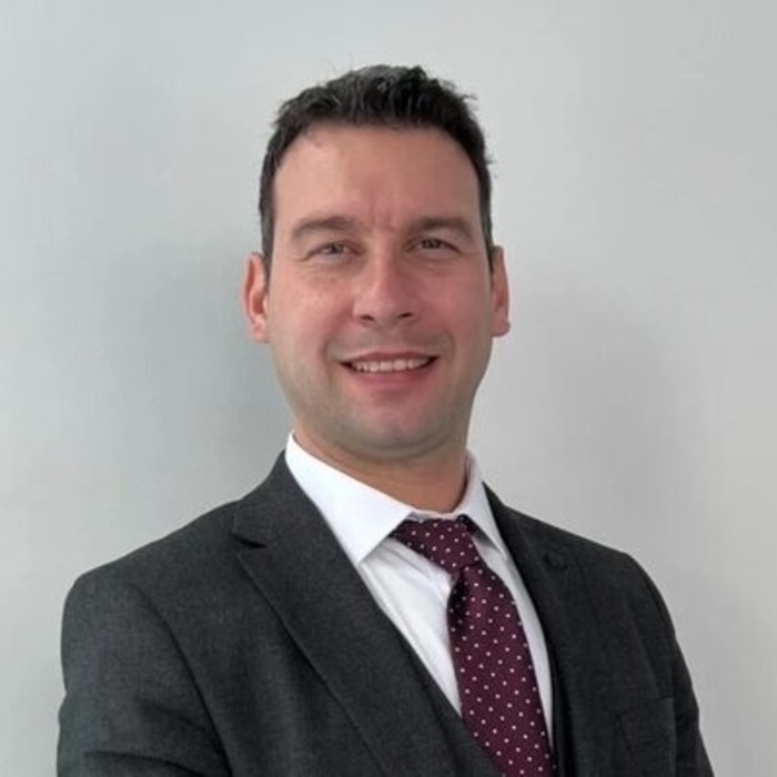 kliment-robev-karieri-bg_700x700_crop_478b24840a