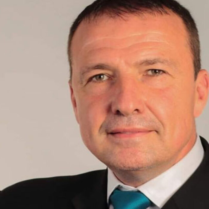 asparuh-asparuhov-lichen-facebook_700x700_crop_478b24840a