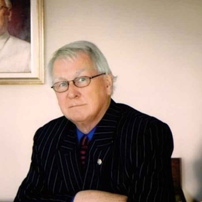 randal-beikar-lichen-archive_700x700_crop_478b24840a