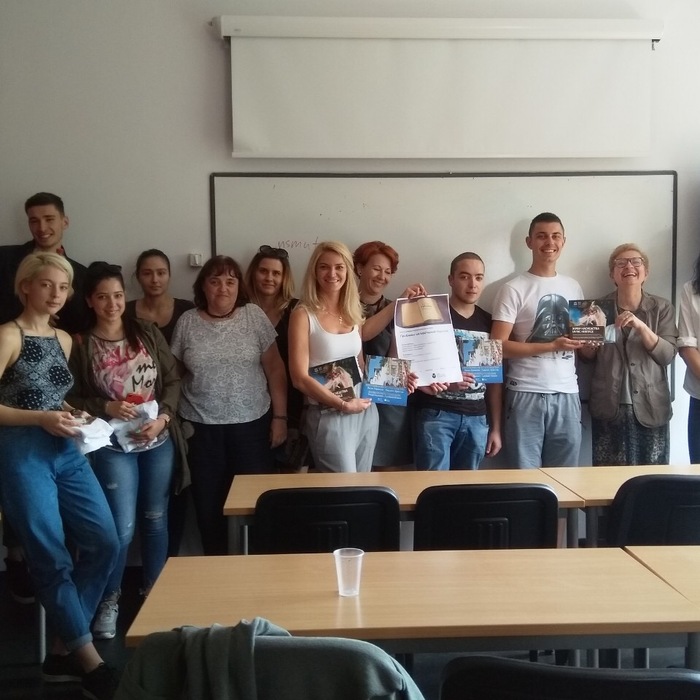 2-img-9438_700x700_crop_478b24840a