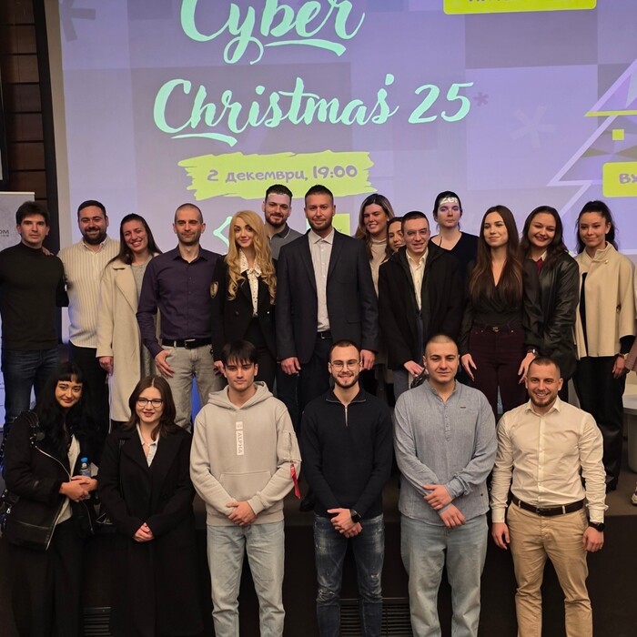 1_700x700_crop_478b24840a