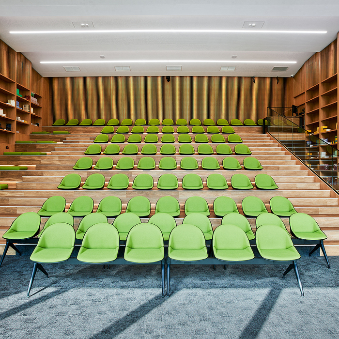auditoria-1-2_700x700_crop_478b24840a