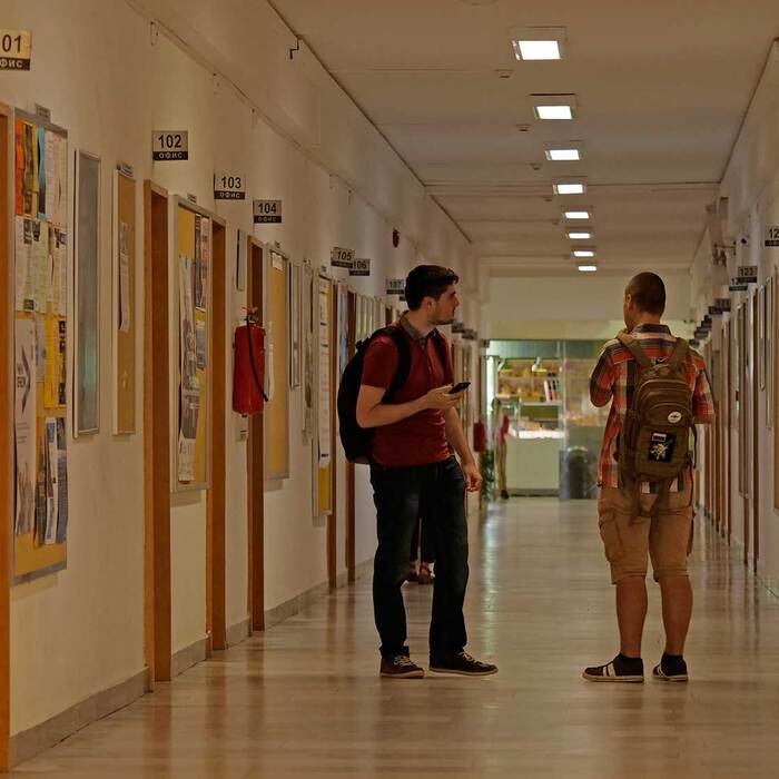 1377532_700x700_crop_478b24840a