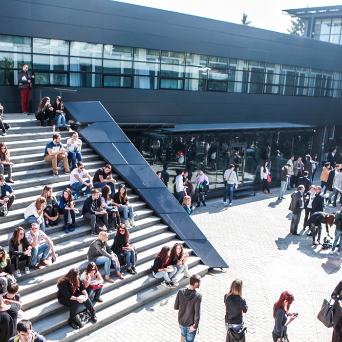 mg-1703_700x700_crop_478b24840a